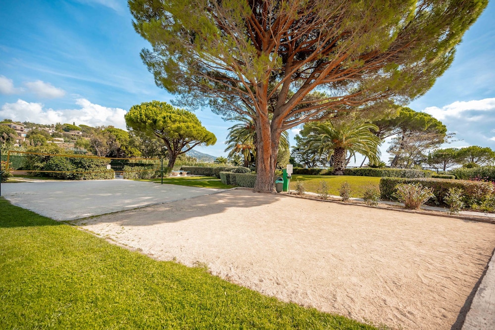 pierre and vacances residence lanse de pramousquier