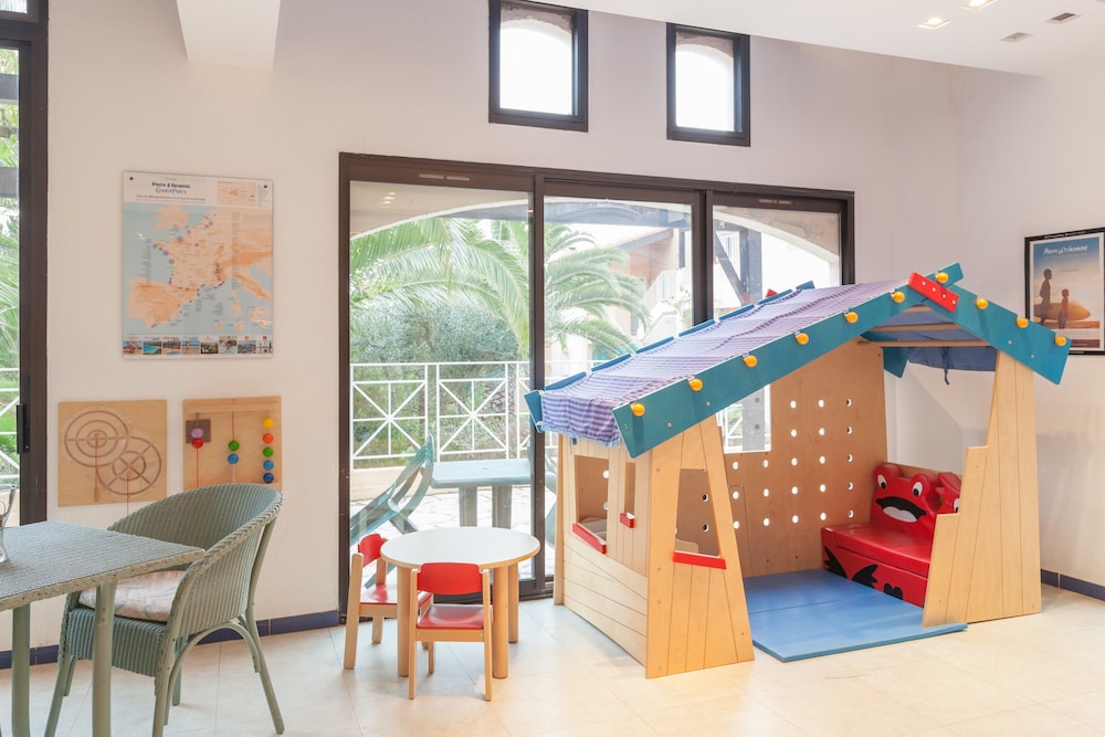 pierre and vacances residence lanse de pramousquier