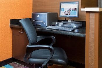 Fairfield Inn & Suites Oshkosh,Oshkosh>>Omro,3 star