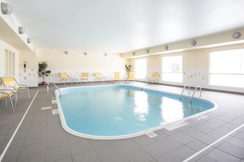 fairfield inn and suites oshkosh