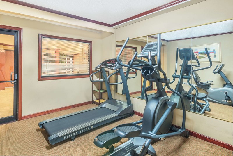 super 8 by wyndham tilton lake winnipesaukee