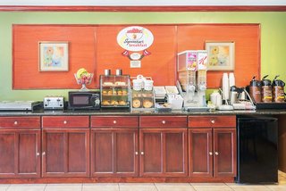 super 8 by wyndham tilton lake winnipesaukee