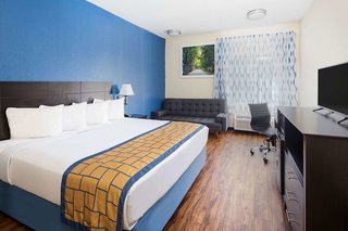 Days Inn By Wyndham Macon I-75 North,In Macon,2 star