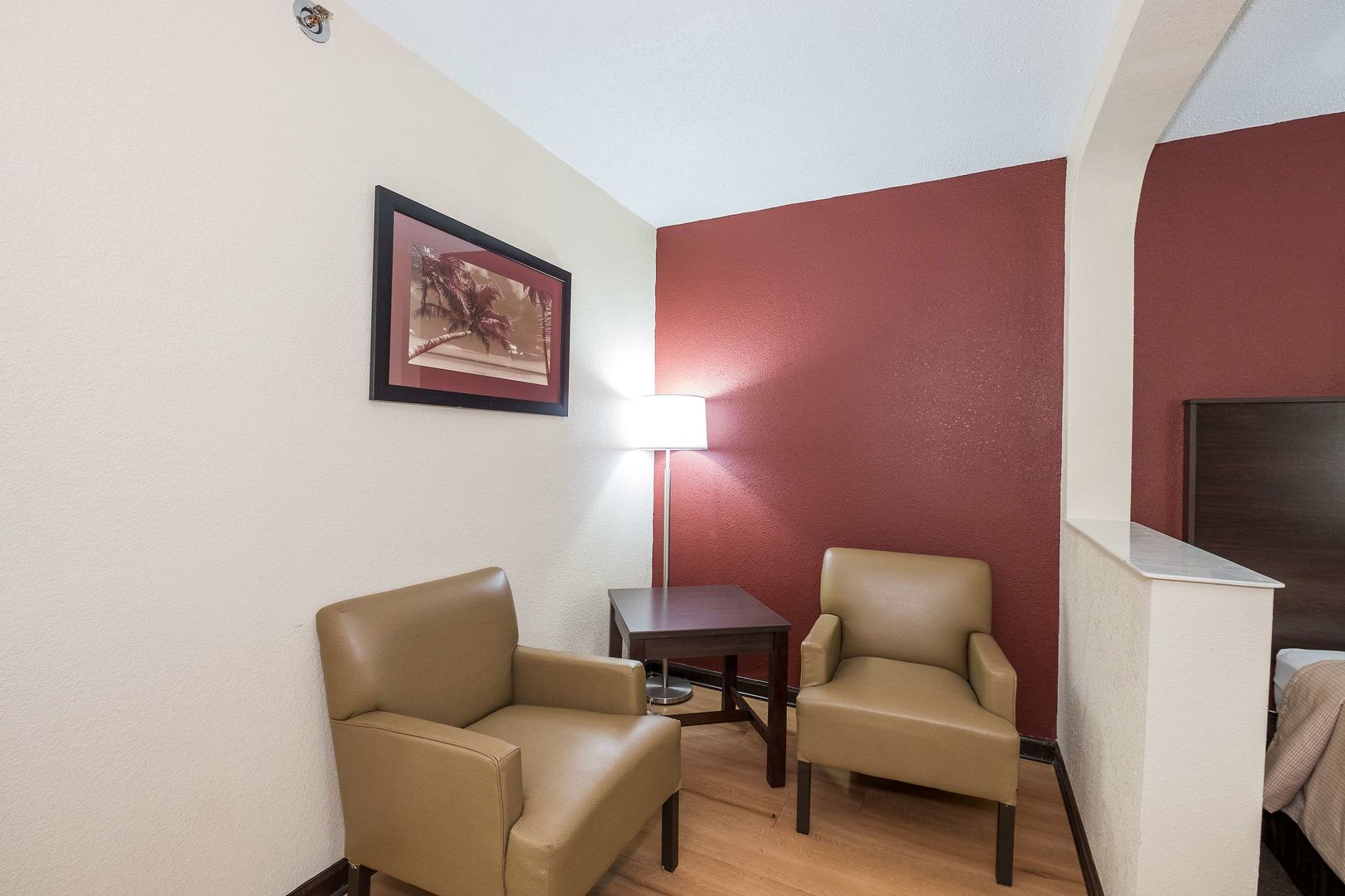 red roof inn plus and suites opelika