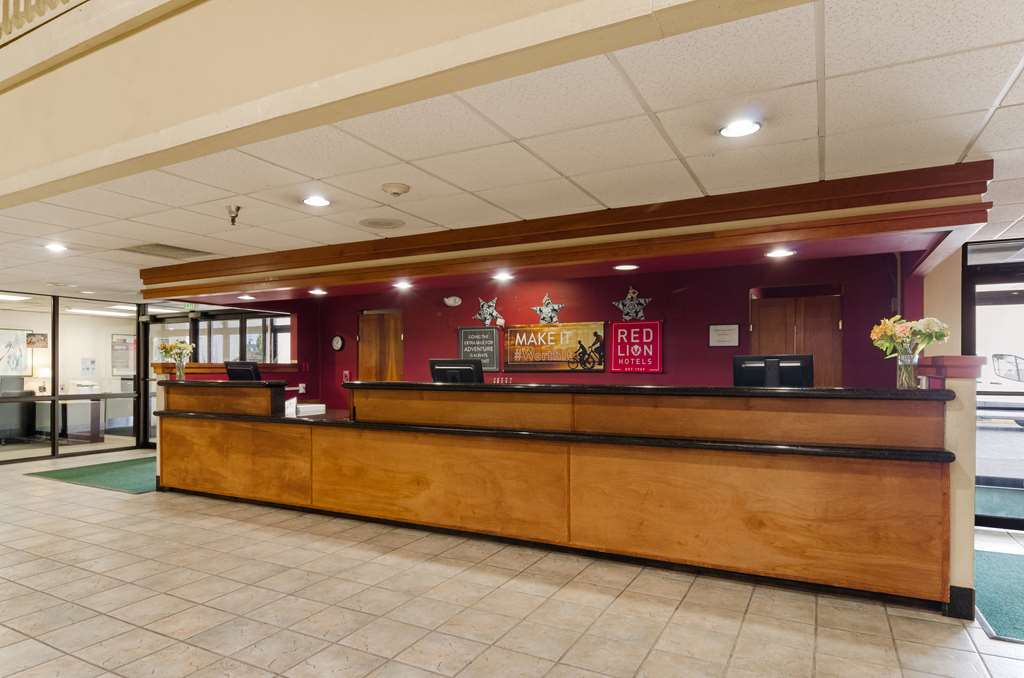 red lion hotel and conference center cheyenne