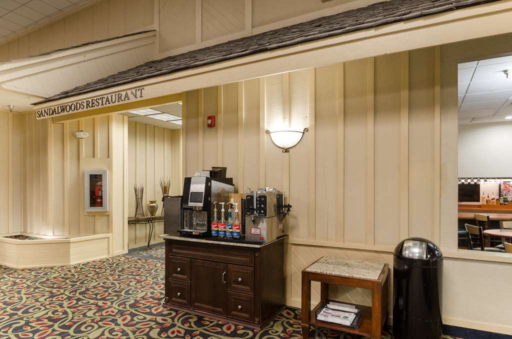 red lion hotel and conference center cheyenne