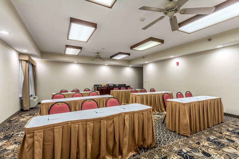 hampton inn jackson pearl international airport