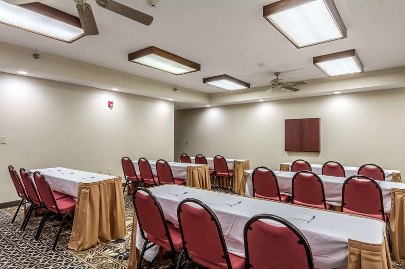 hampton inn jackson pearl international airport