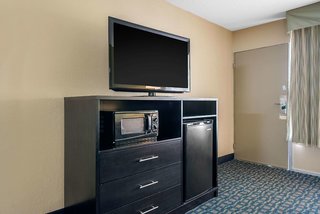 quality inn and suites brooksville i 75 dade city
