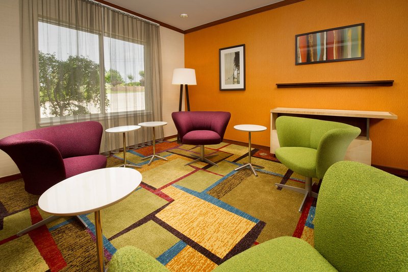 fairfield inn and suites by marriott waco north