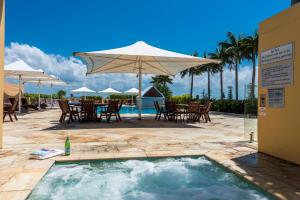 oaks the entrance waterfront suites