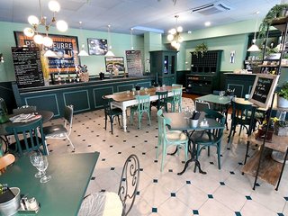 ibis nantes saint herblain