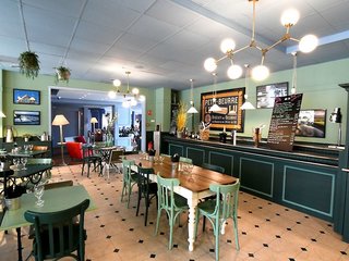 ibis nantes saint herblain