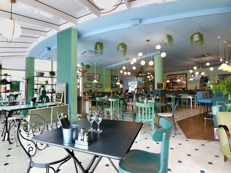 ibis nantes saint herblain