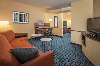 fairfield inn and suites by marriott frederick
