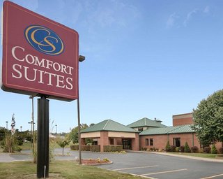 Comfort Suites Parkersburg South,Mineralwells>>Mineral County,3 star