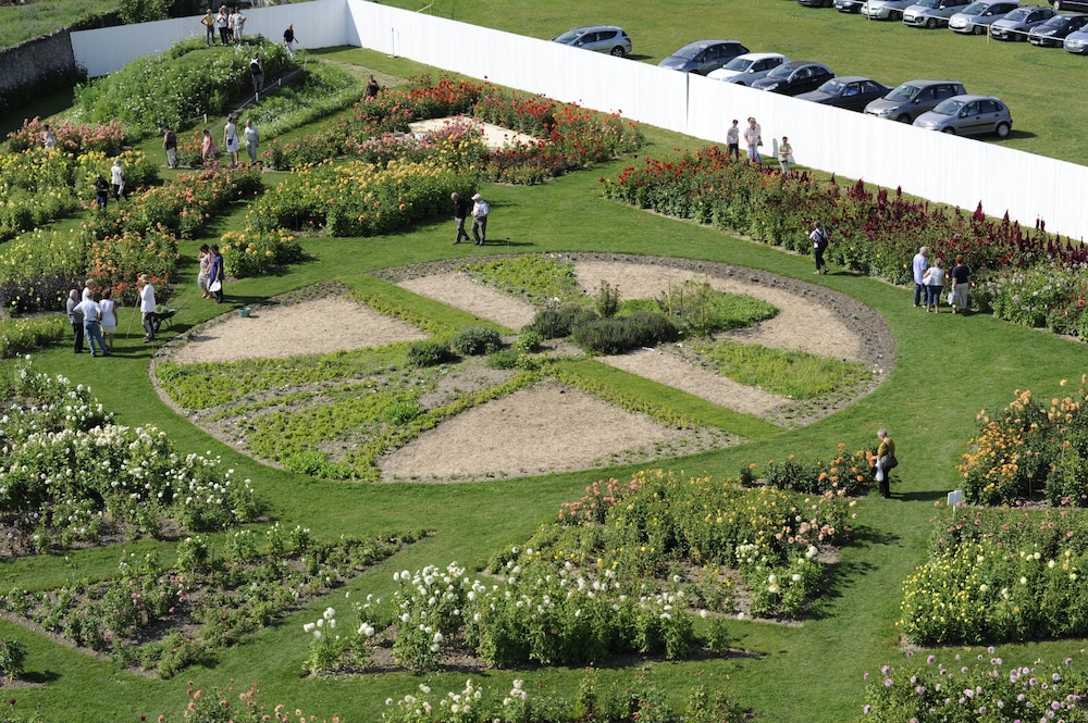 chateau de la bourdaisiere