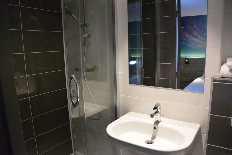 kyriad direct tours sud chambray les tours