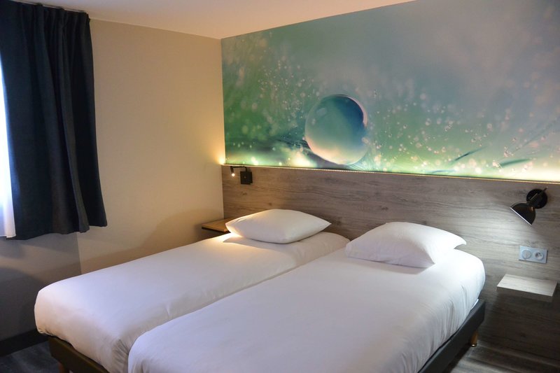 kyriad direct tours sud chambray les tours
