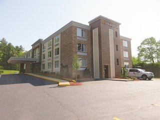 La Quinta Inn & Suites By Wyndham Sturbridge,Palmer>>Fiskdale,3 star