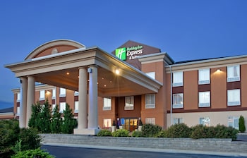 holiday inn express and suites lawrence by ihg
