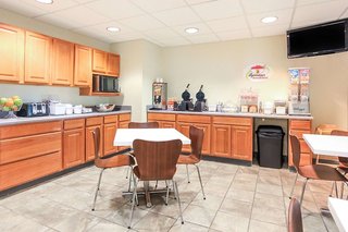 super 8 by wyndham sault ste marie