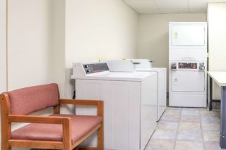 Super 8 By Wyndham Sault Ste. Marie,Michigan>>Sault Ste. Marie,2 star