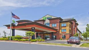 holiday inn express and suites olive branch by ihg