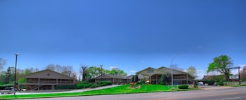 the guest lodge gainesville