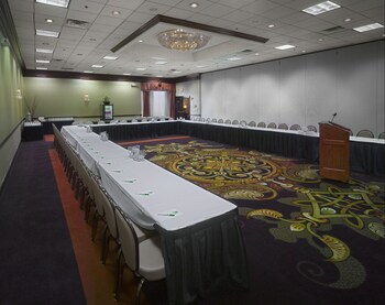 Holiday Inn Youngstown South By Ihg,Mahoning County>>Boardman,3 star