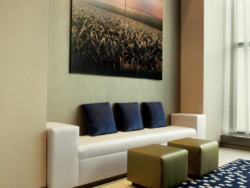 doubletree by hilton cedar rapids convention complex