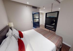 Estanplaza Funchal - Faria Lima,Sao Bernardo Do Campo>>Itaim Bibi,4 star