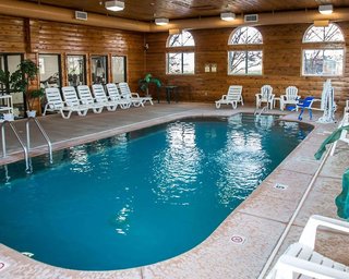 Quality Inn & Suites Loves Park Near Rockford,Illinois>>Chicago,3 star