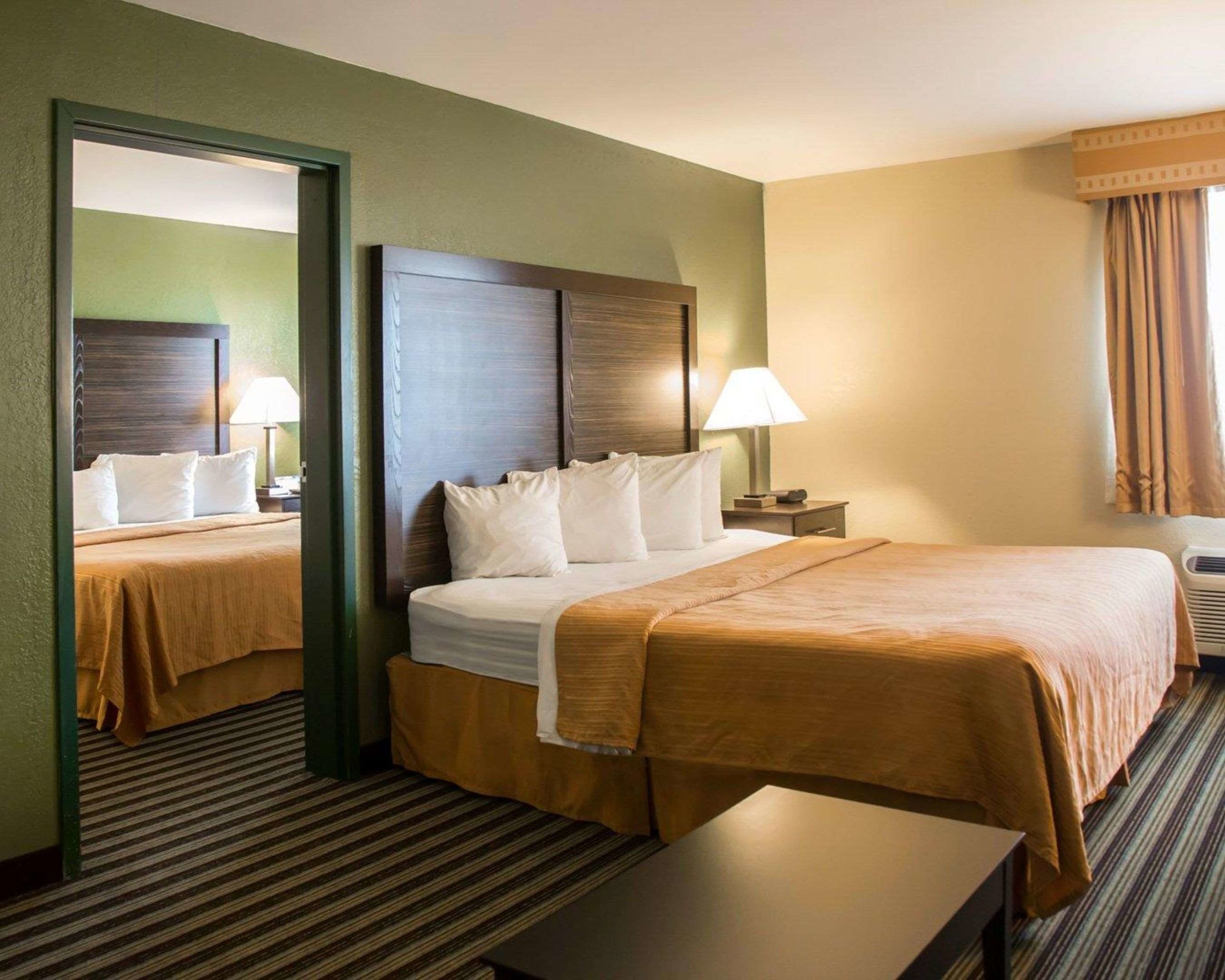 quality inn and suites loves park near rockford