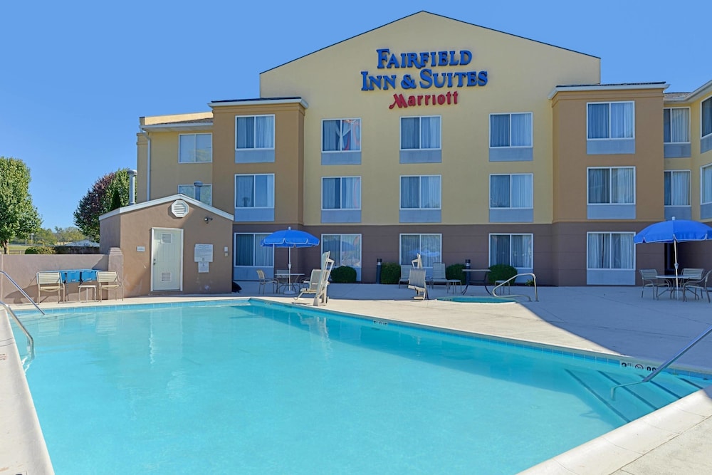 fairfield inn and suites by marriott lexington georgetown