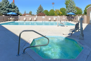 fairfield inn and suites by marriott lexington georgetown