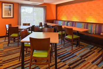 fairfield inn and suites by marriott lexington georgetown