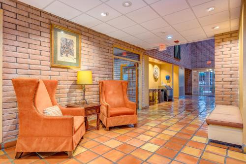 clarion inn