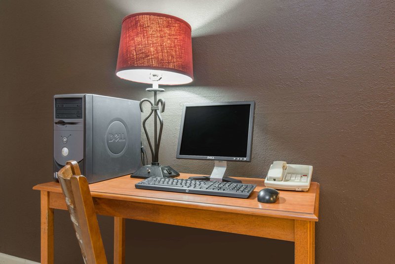 knights inn gallup at 3208 w hwy 66