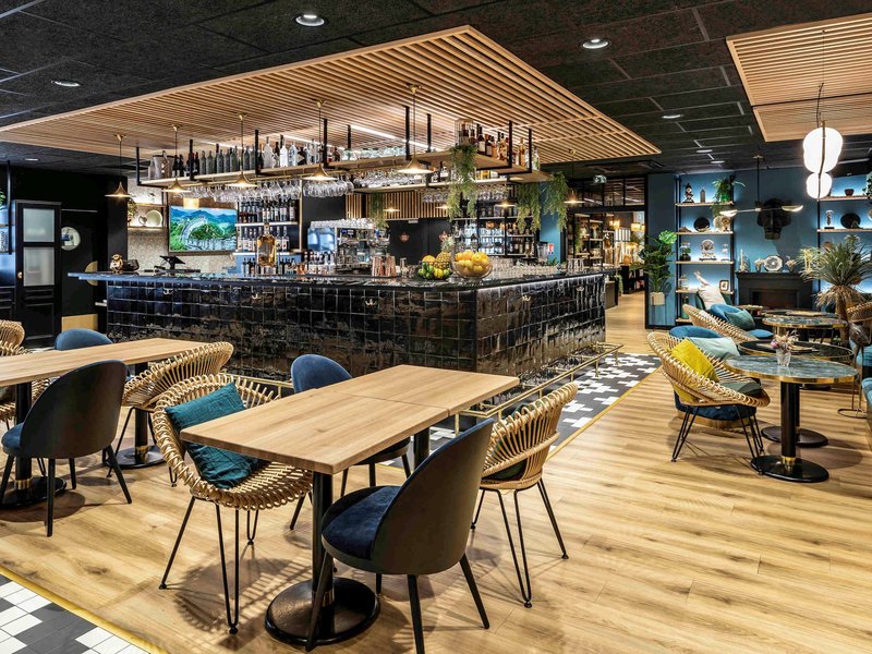 mercure la roche sur yon centre