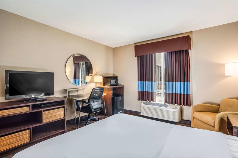 quality inn calvert city paducah east