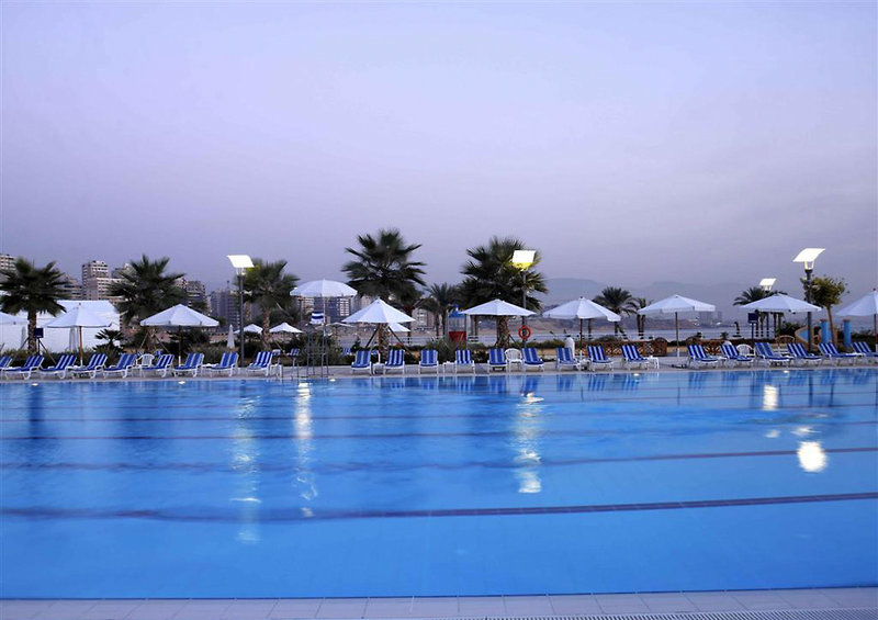 movenpick hotel beirut