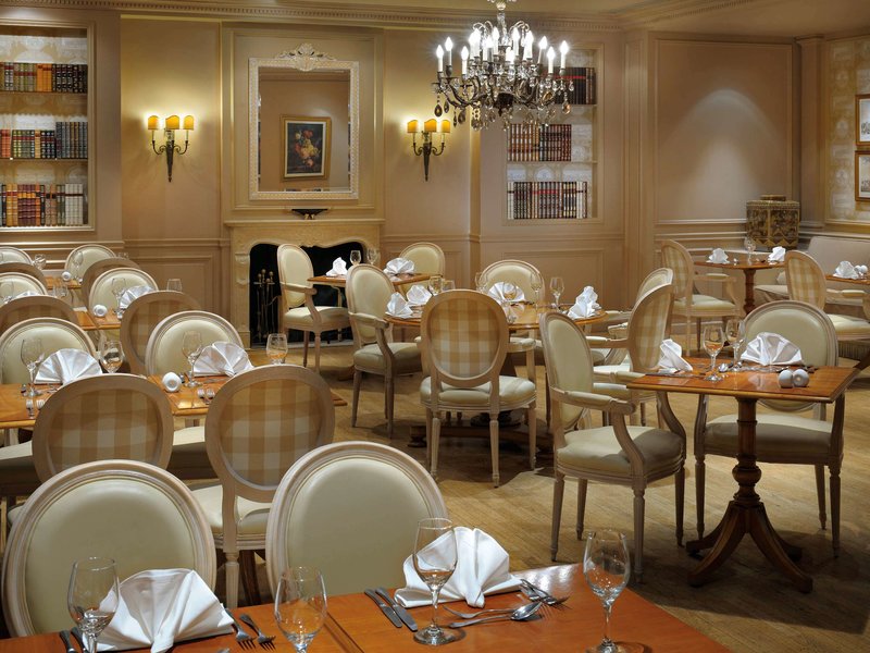 movenpick hotel beirut