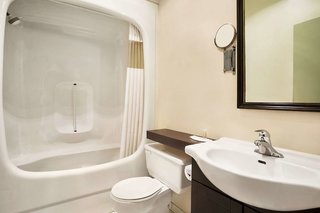 days inn by wyndham ste helene de bagot