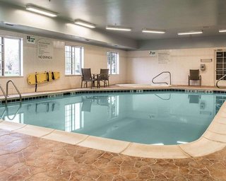 comfort inn and suites