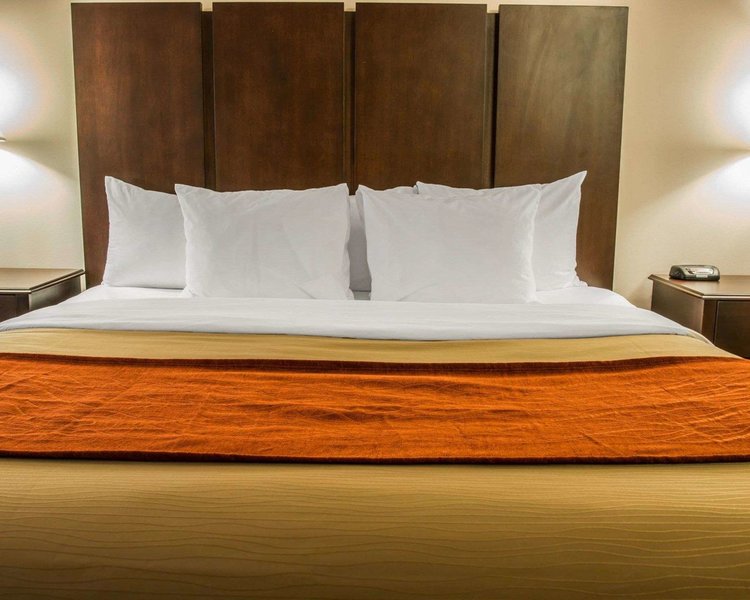 comfort inn and suites