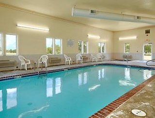 Super 8 By Wyndham Ottawa,Franklin>>Emporia,2 star