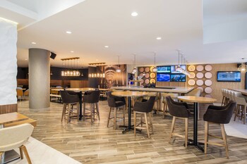 delta hotels by marriott st johns conference centre