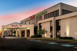 Wingate By Wyndham St. Clairsville/Wheeling,Moundsville>>Cambridge,3 star