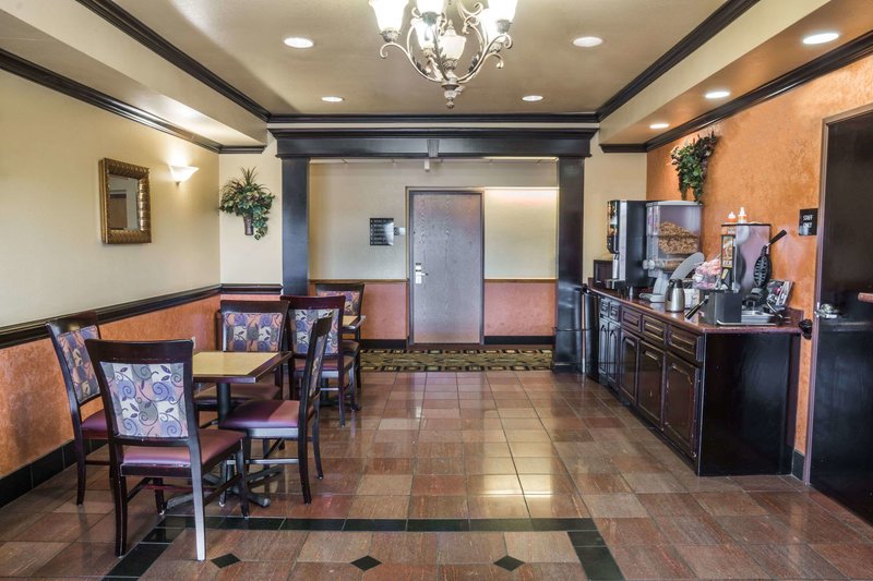 econo lodge beaumont i 10 south